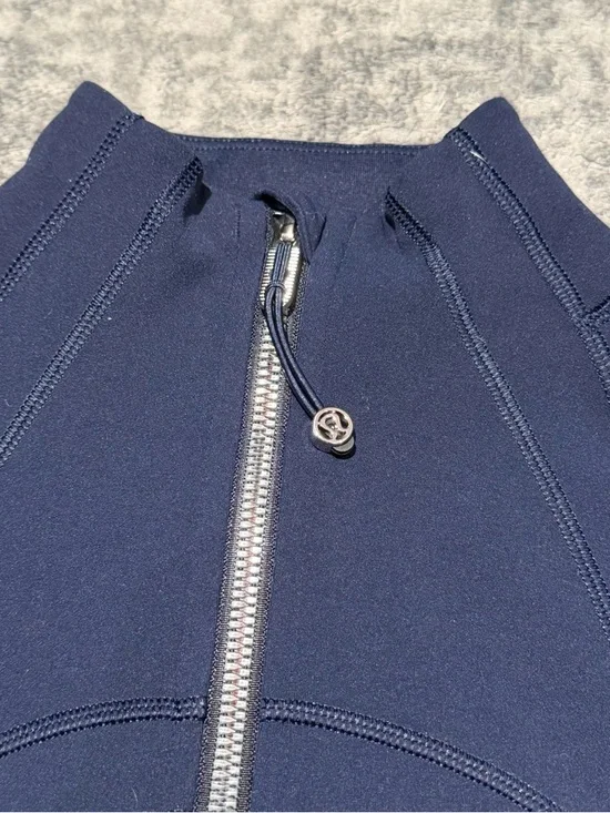 Lululemon - Define Jacket *Nulu - True Navy/Mirror Silver - Picture 3 of 5